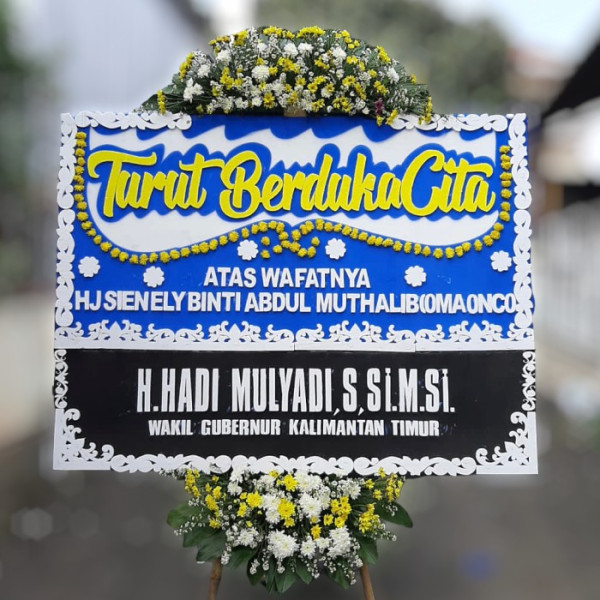 Karangan Bunga Duka  di Sumbawa